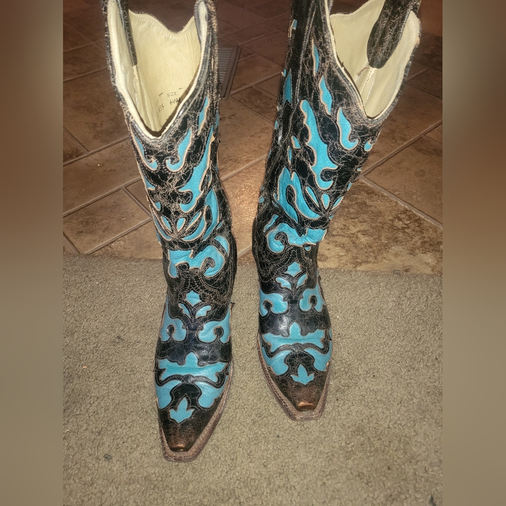 Corral Vintage boots women's size 6.5M